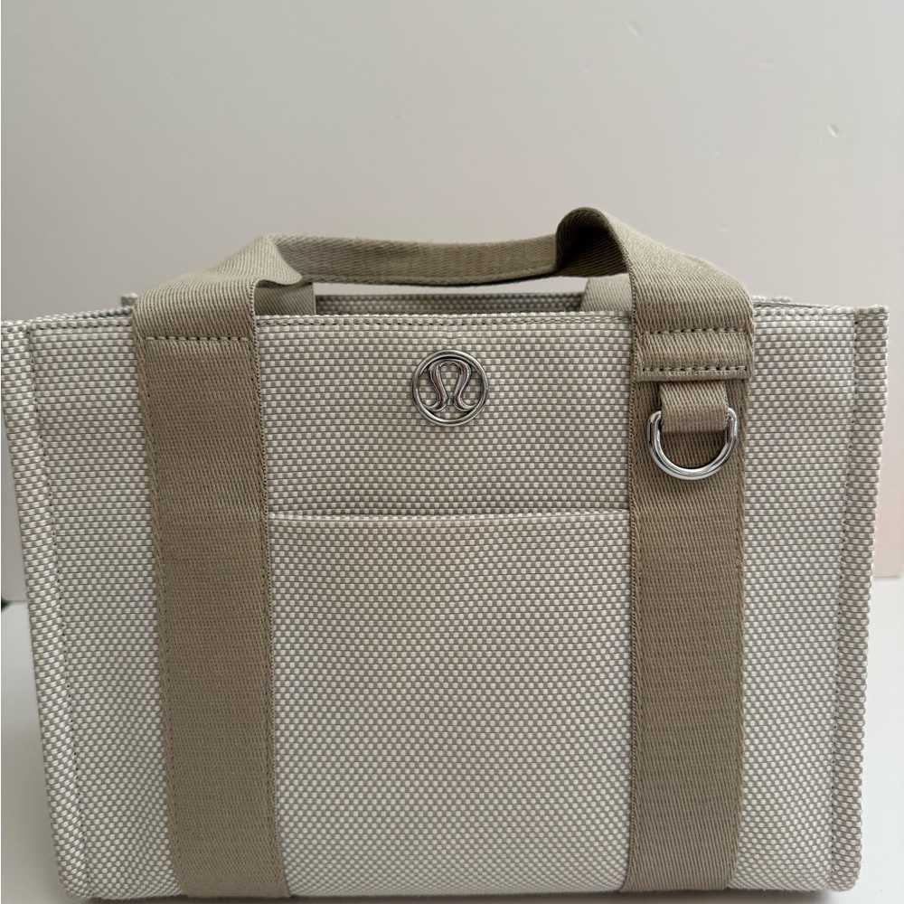 lululemon Two-Tone Canvas Tote Mini MOVT/LTIV ONE SIZE